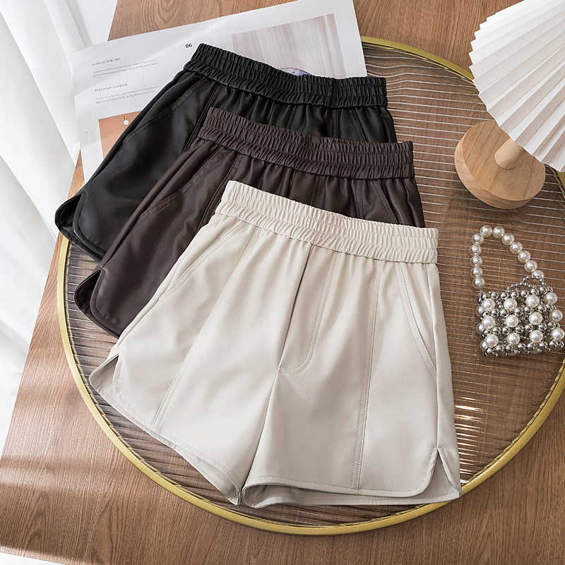 高腰百搭2025新款皮短裤咖色秋冬