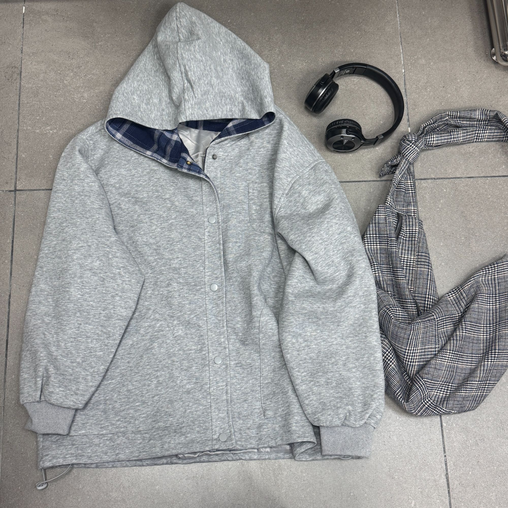 【小惜亦】谷扣秋款时尚百搭宽松设计感卫衣复合格子帽外套1181