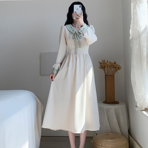 纤麦(连衣裙) JKE3335 纤麦(连衣裙) JKE3335