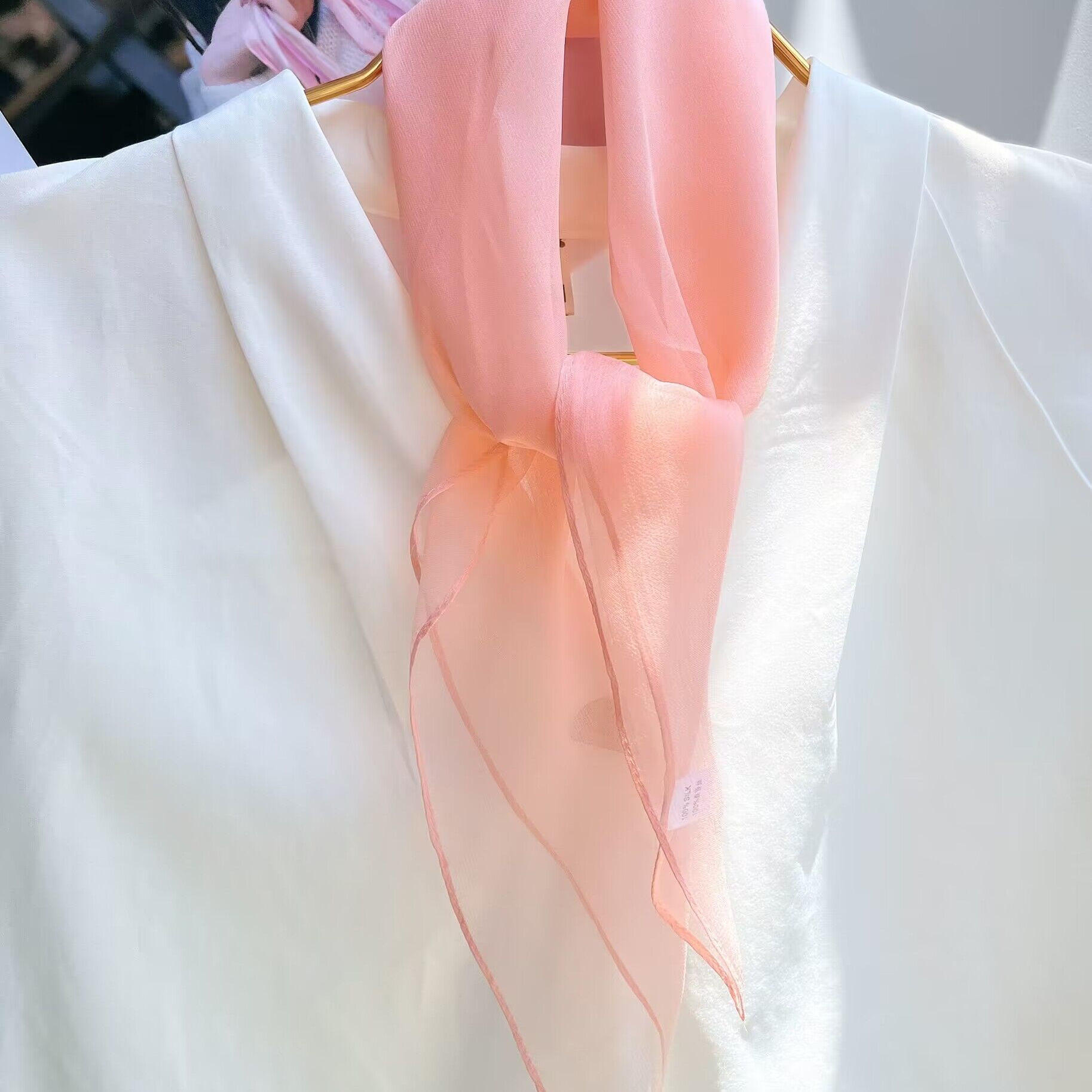 真丝纯色丝巾小方巾女秋冬季护颈妈妈围脖纱巾100%桑蚕丝薄款围巾