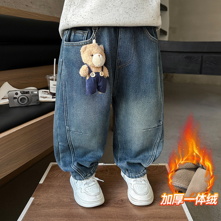 男童百搭牛仔裤一体绒冬季新款儿童休闲挂件小熊裤子宝宝冬装长裤