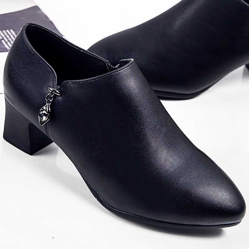 免费试穿通勤吊钻粗跟尖头女皮鞋