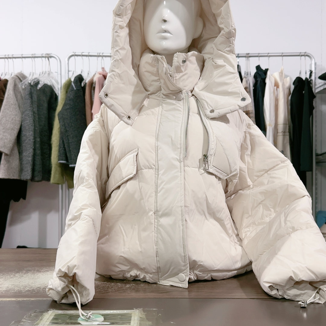 胸围110衣长58羽绒服白鹅绒