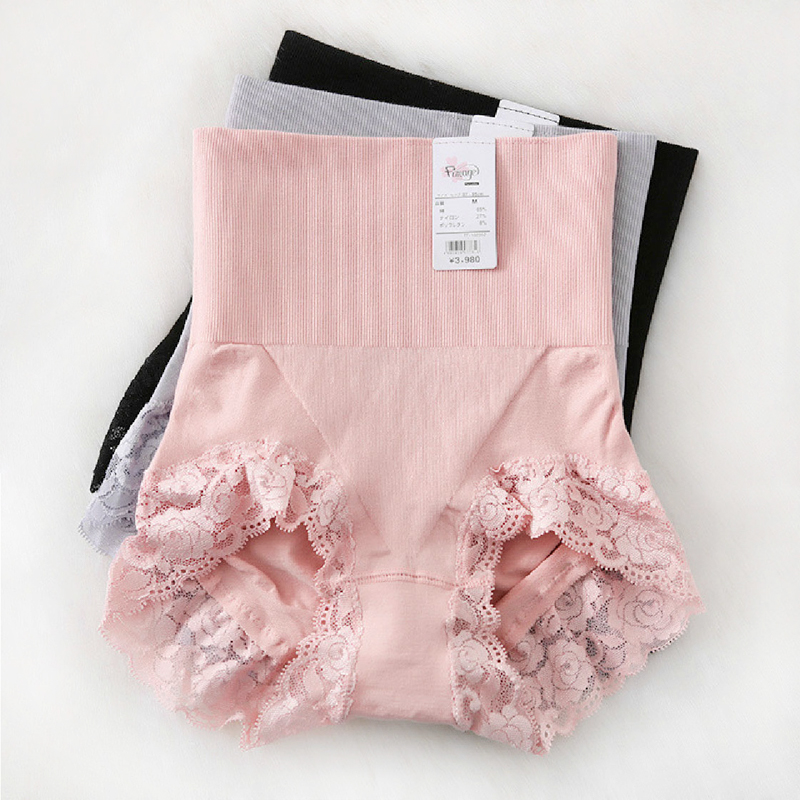 日本提臀瘦身纯棉质蕾丝边三角裤