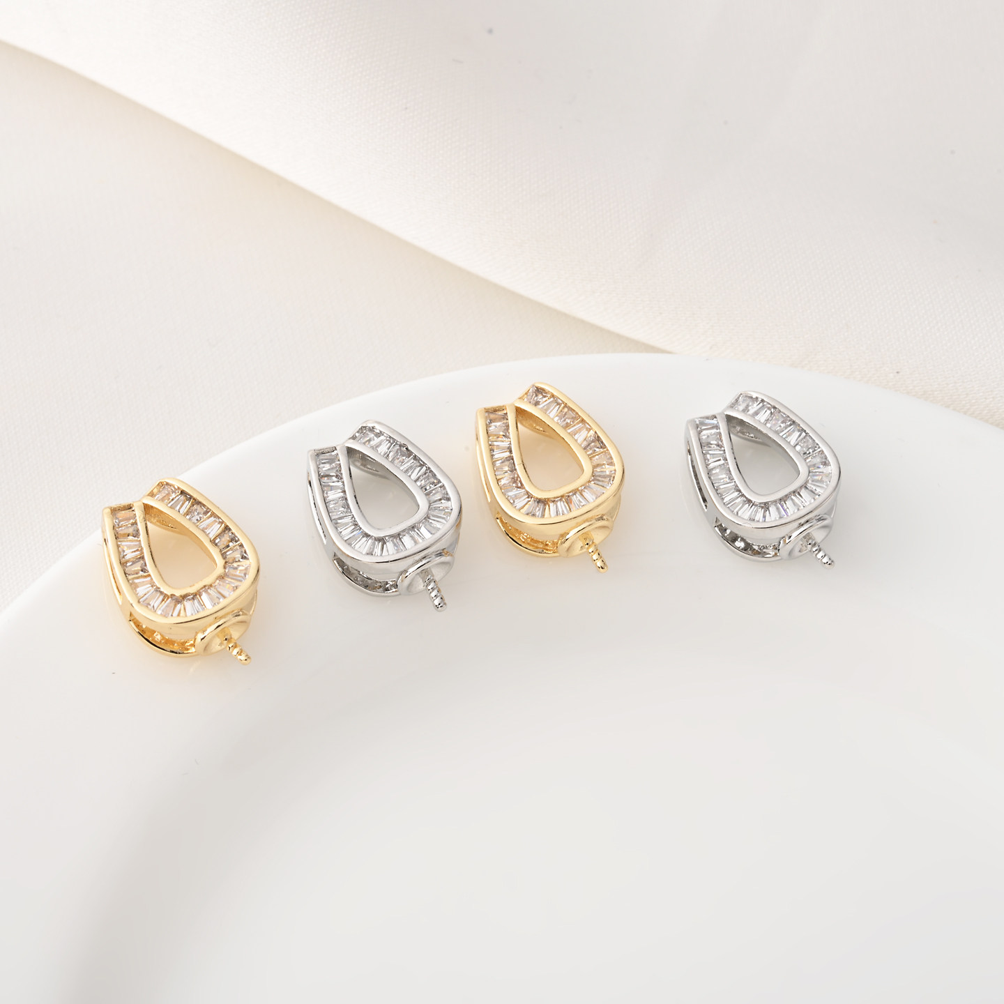 高品质14K包金镶T方锆马蹄吊坠扣手工diy项链吊饰半孔珍珠连接扣,饰品/流行首饰/时尚饰品新,其他DIY饰品配件,淘宝优惠券,粉丝福利购,淘宝优惠卷