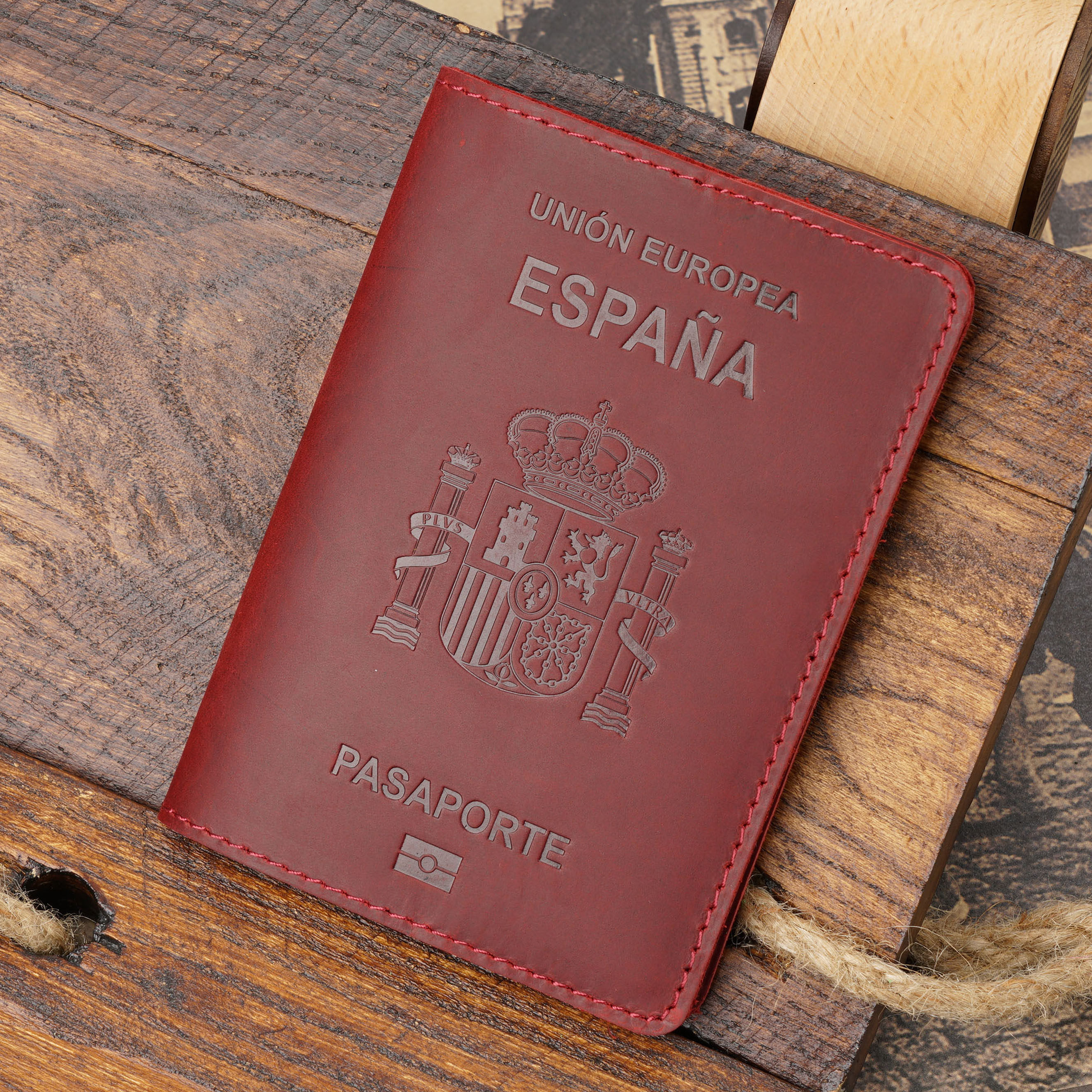 passport cover西班牙版头层牛皮护照夹保护套真皮护照位证件包