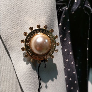 北欧丹麦王妃御用DYRBERG KERN奥地利水晶复古气质高级感珍珠胸针