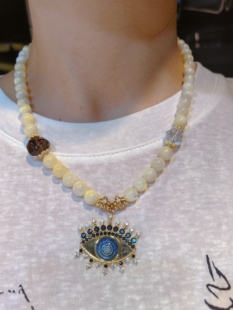 欧洲小众波西米亚古董风恶魔之眼天然奶油贝母茶晶白水晶项链