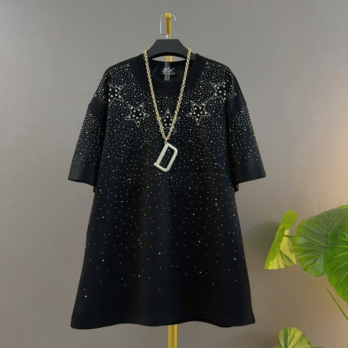 黑色亮片短袖大码显瘦百搭T恤