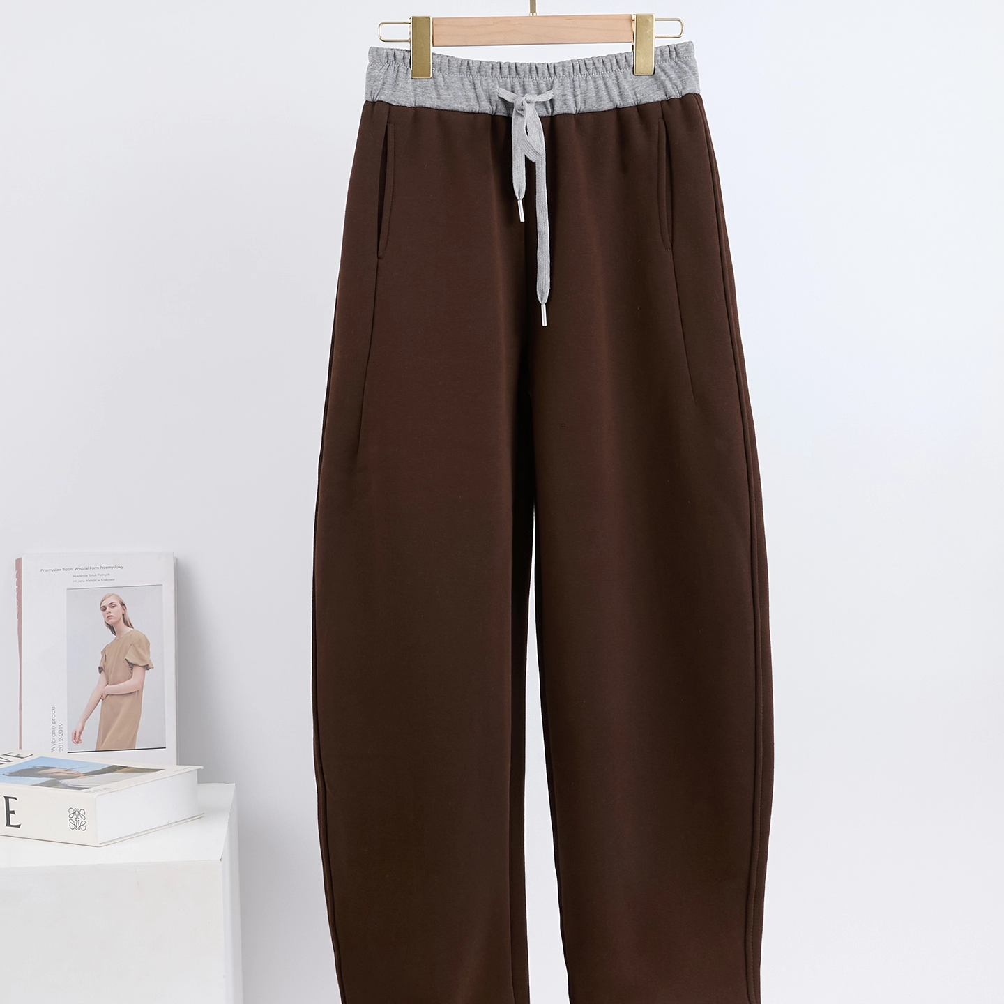 高腰弯刀裤女咖色加绒宽松抽绳休闲裤垂感阔腿裤运动长裤2559,服饰配件/皮带/帽子/围巾,其他配件,淘宝优惠券,粉丝福利购,淘宝优惠卷