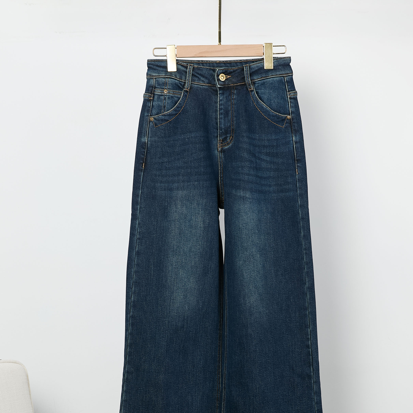 2025冬新款牛仔裤宽松加绒裤女