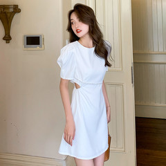 Real shot Korean summer new French dress with hollow waist inlaid with Diamond Beads and bubble sleeves