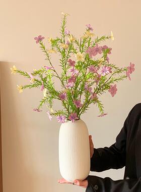 仿真花水晶花线条型轻奢假花小碎花白色餐桌花绢花迎春花花艺摆件