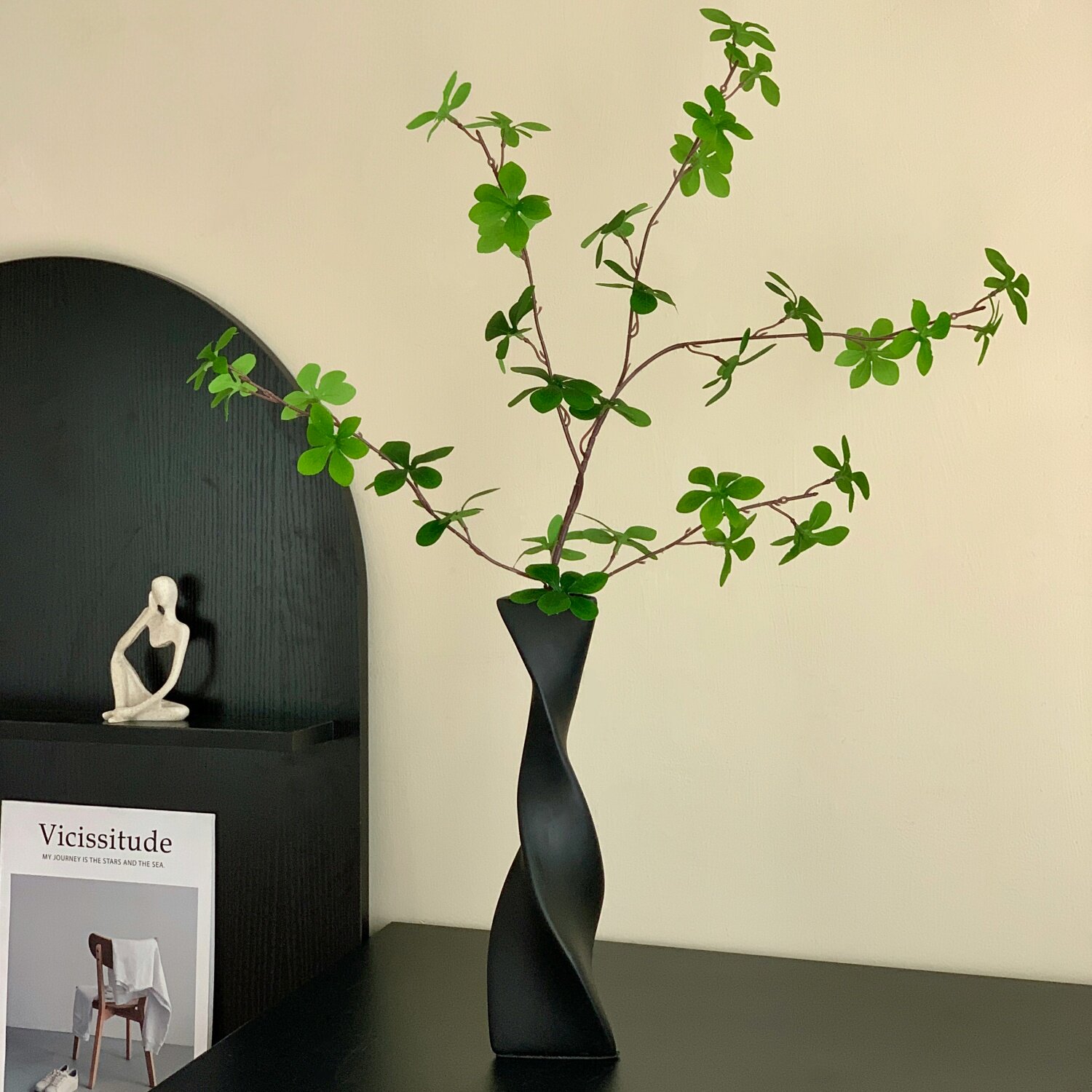 仿真绿植吊钟马醉木陶瓷花瓶摆件图片