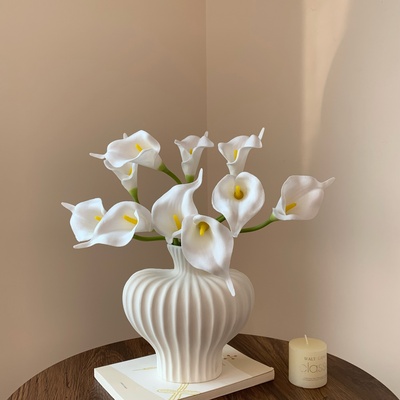 马蹄莲仿真花高级感逼真室内装饰