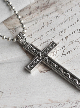 镂空做旧个性朋克复古十字架吊坠