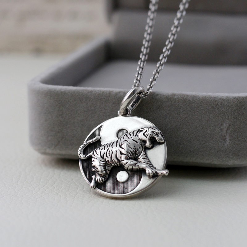 通用纯银八卦吊坠优惠