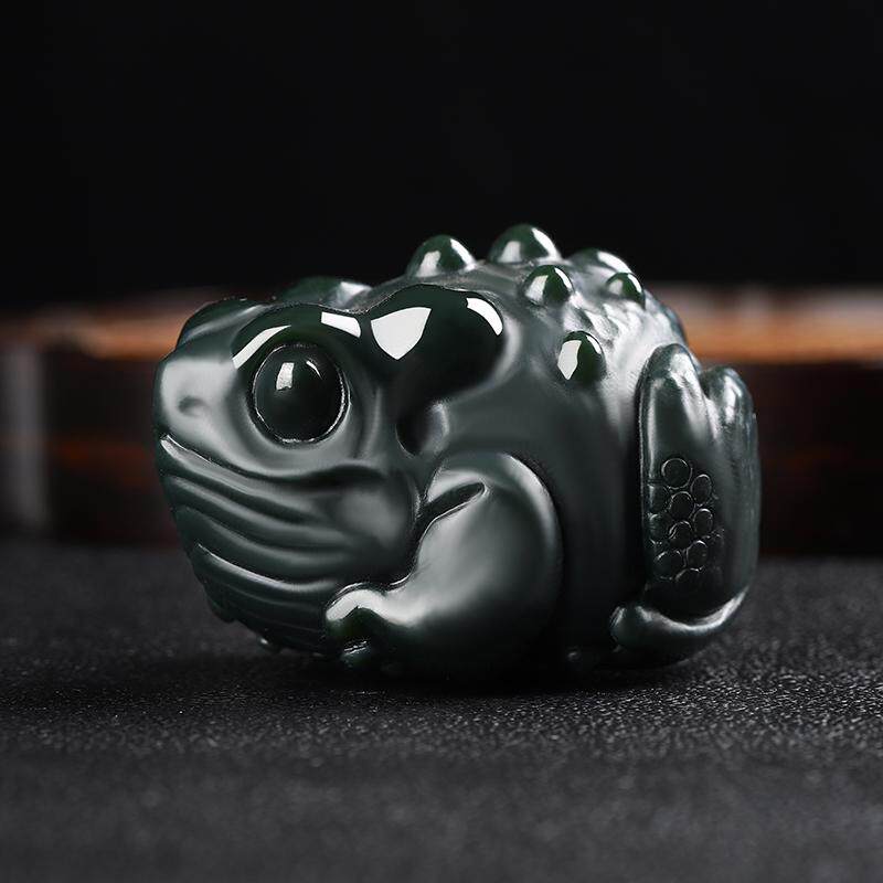 金蟾塔青小摆件新疆和田玉青玉