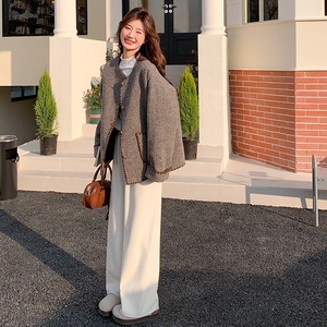 女薄款宽松型小香风常规款短外套气质女装毛绒可爱风小个子短款图片