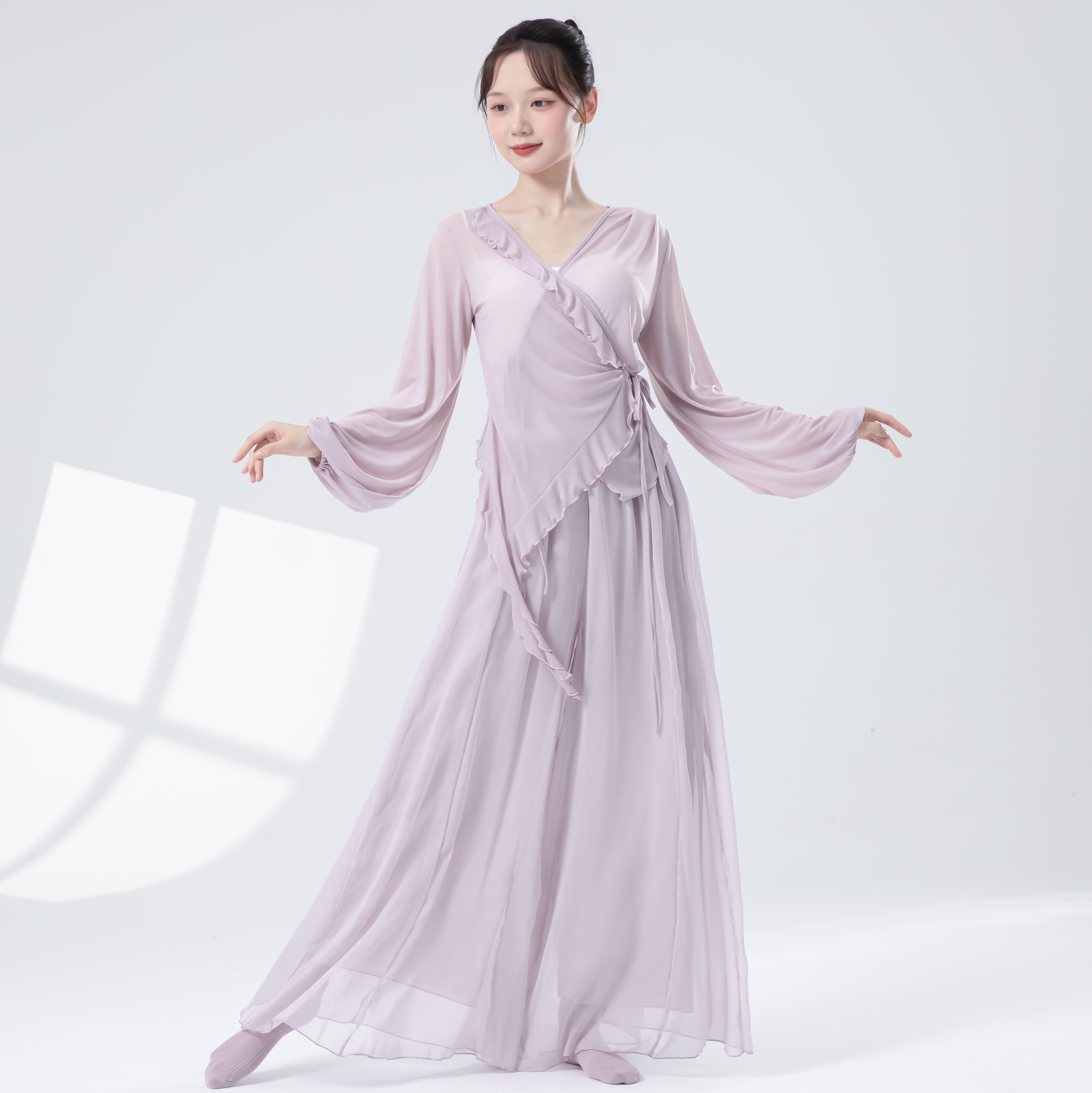 新款古典舞演出服女飘逸身韵纱衣中国舞基训形体练功服开衫上衣