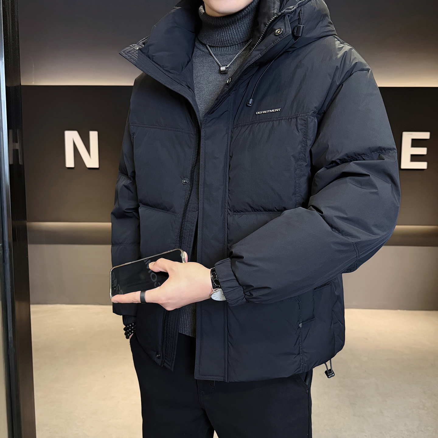 2025冬男微宽松连帽新标50白鸭绒羽绒服A230-25806-P228(控328)，男装羽绒服，电商A230