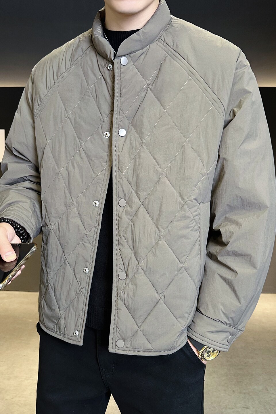 2025冬男宽松圆领菱形格标90轻薄羽绒服A230-8605-P218(控299),男装羽绒服,电商A230