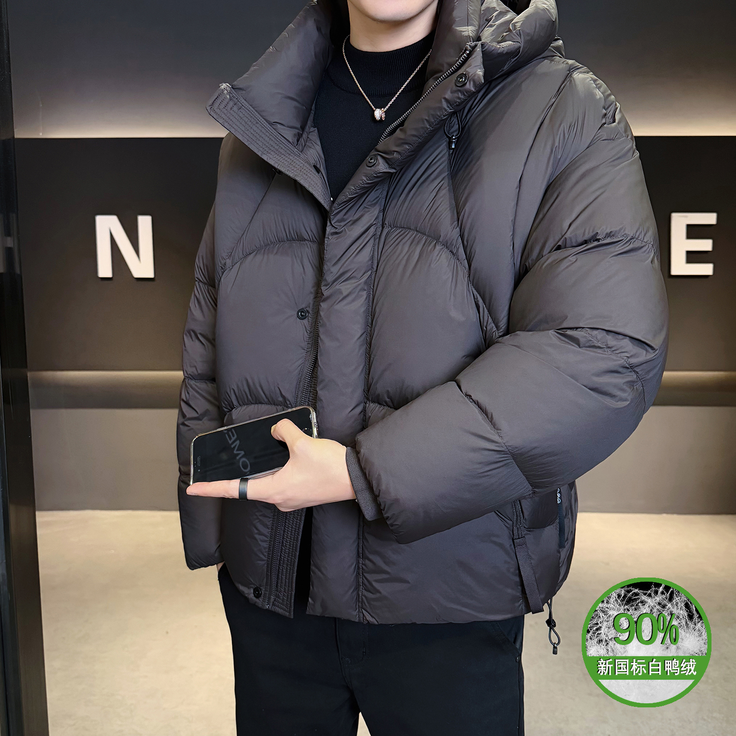 2025年冬男女款连帽新标90泡芙穿刺羽绒服A230-5853-P358(控499，男装羽绒服，电商A230