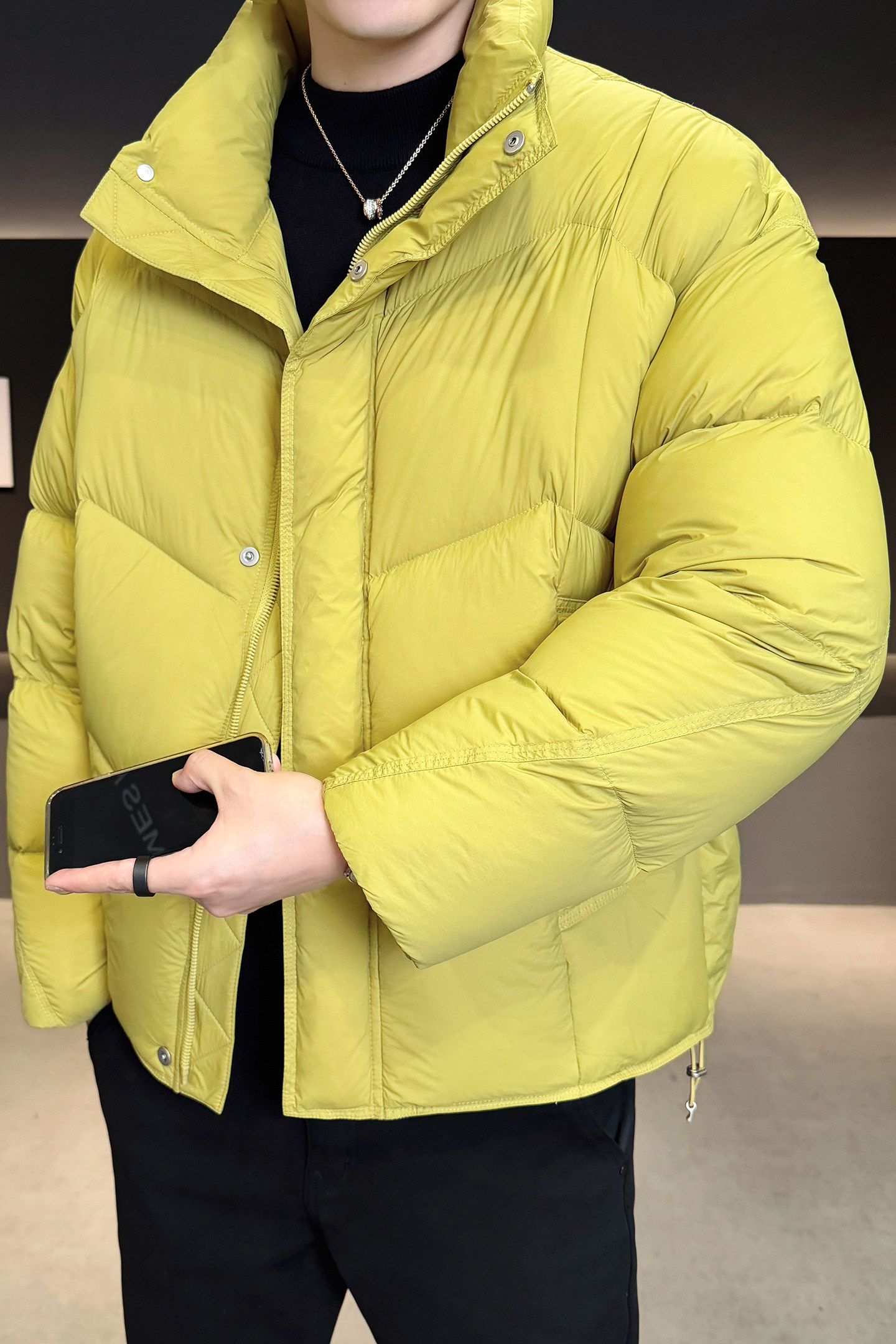 2025冬男微宽松立领标90泡芙穿刺羽绒服A230-2577-P299(控399),男装羽绒服,电商A230
