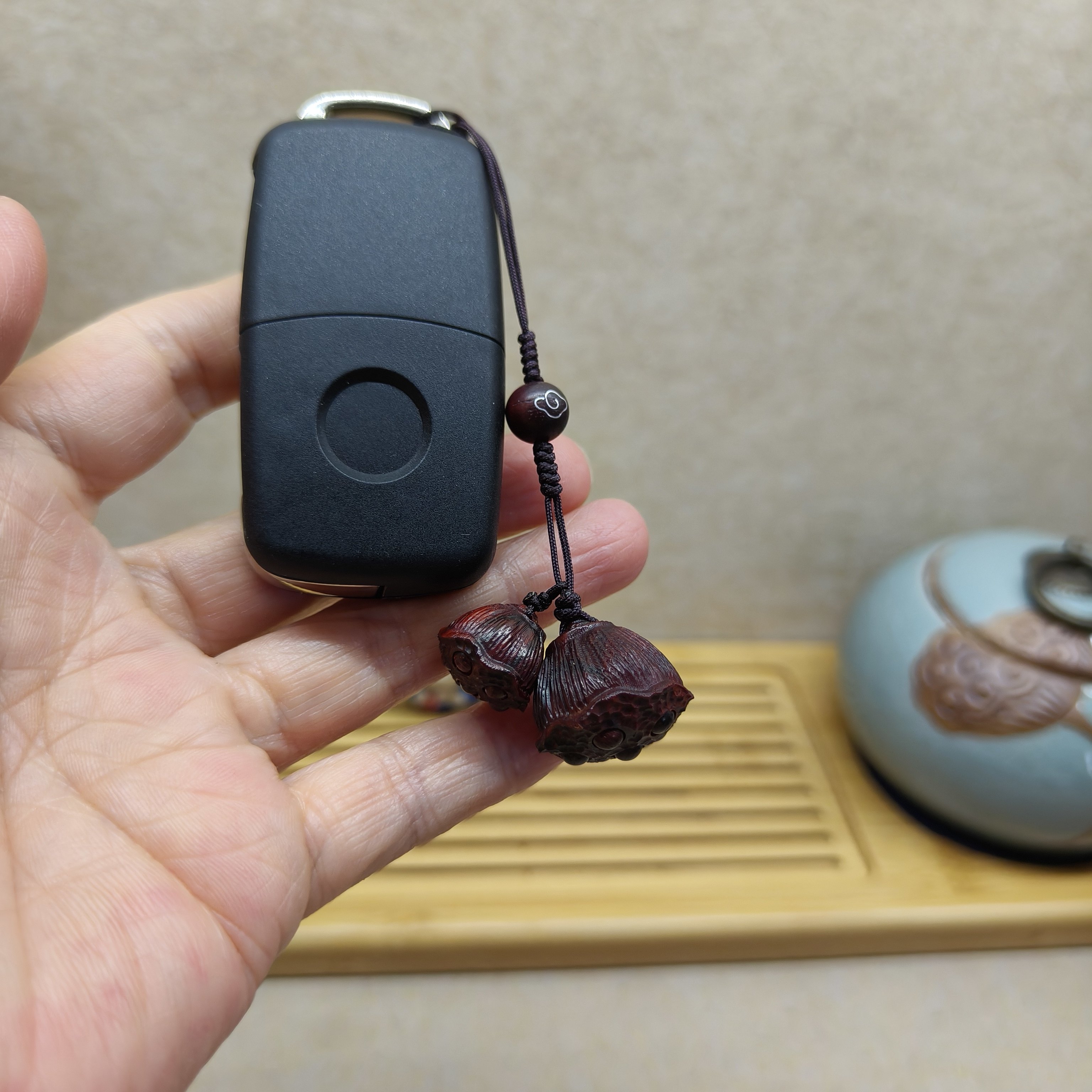 小叶紫檀木莲蓬手机钥匙挂件