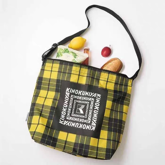 日单杂志款背带可调节 单肩斜挎包时尚防水包拉链收纳包 英伦时尚