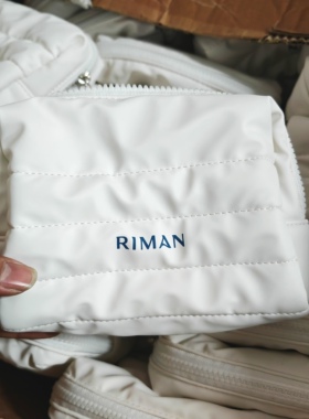 Riman品牌防水化妆包 白色夹棉防摔大容量洗漱包收纳包便携手拿包
