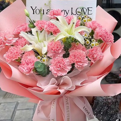 【伴您到老】母亲节鲜花19朵粉康乃馨2朵百合混搭花束潍坊鲜花店