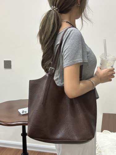 2026新款大容量腋下包包女式时尚通勤单肩包韩版ins风休闲托特包