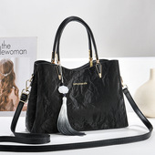 物送妈妈2024新款 手提包白色大容量中年女士斜挎包潮质优耐磨 时尚