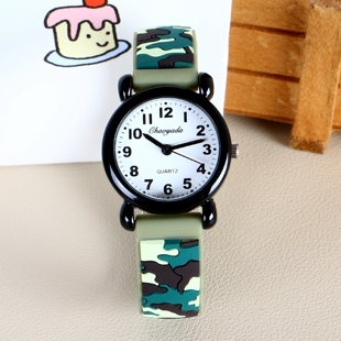 小巧男孩迷彩户外运动手表幼童男童小学生幼儿园防水石英玩具腕表