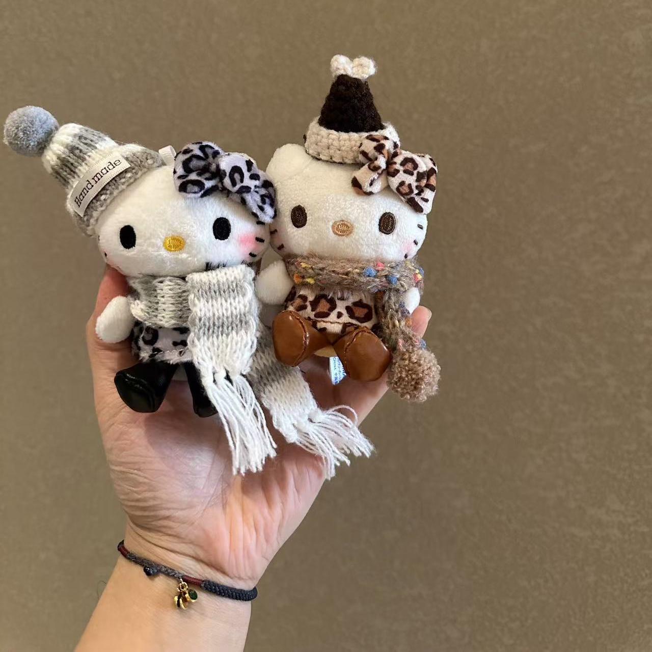 日本代购KT毛绒公仔包包挂件卡通玩偶车钥匙扣创意可爱礼物送女生