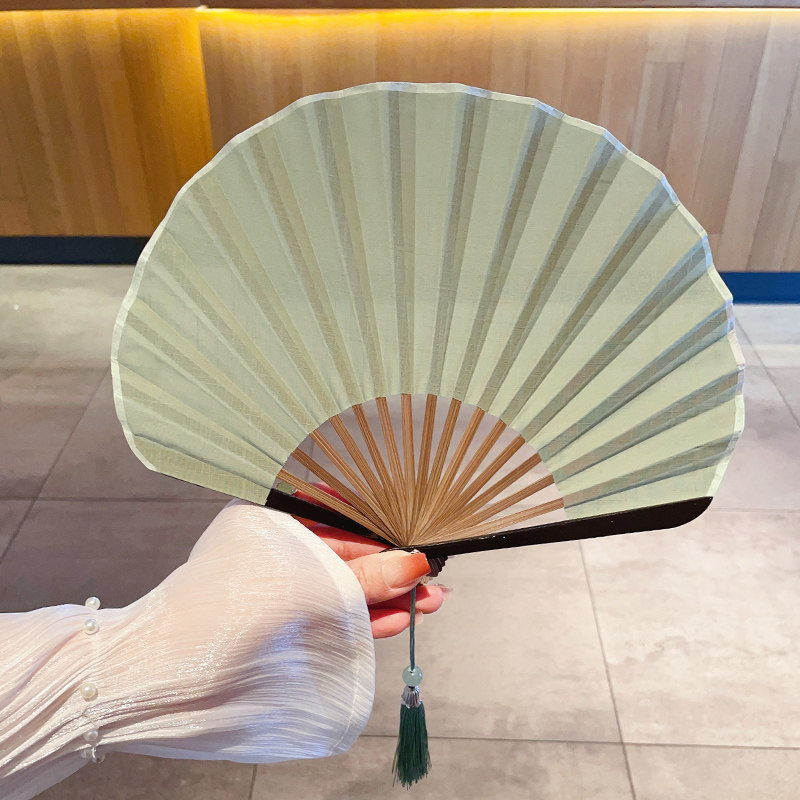 纯色贝壳扇子复古折叠小扇子棉麻布便携女配旗袍古风夏天纳凉竹扇