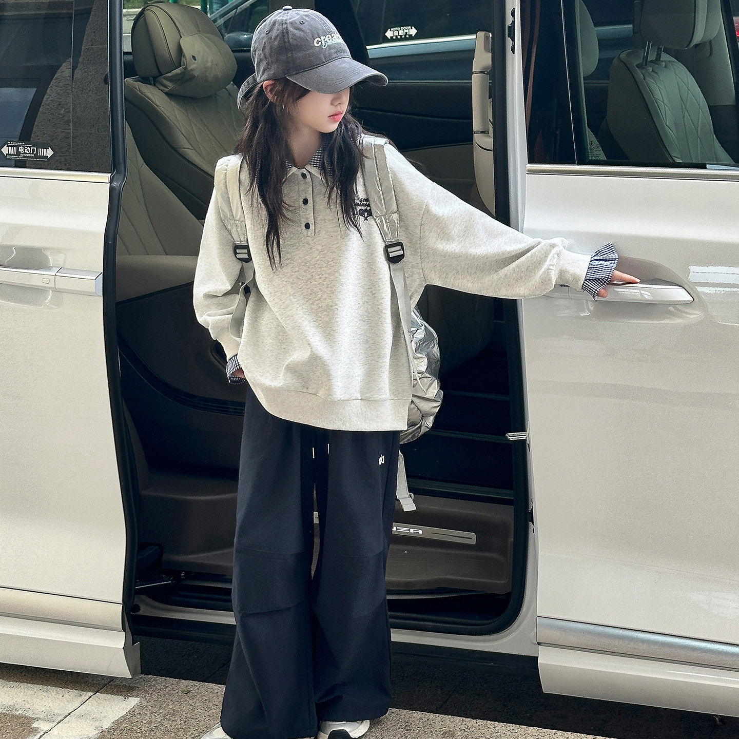 女童春秋秋装套装工装裤两件套儿童洋气翻领2025新款女孩卫衣大童