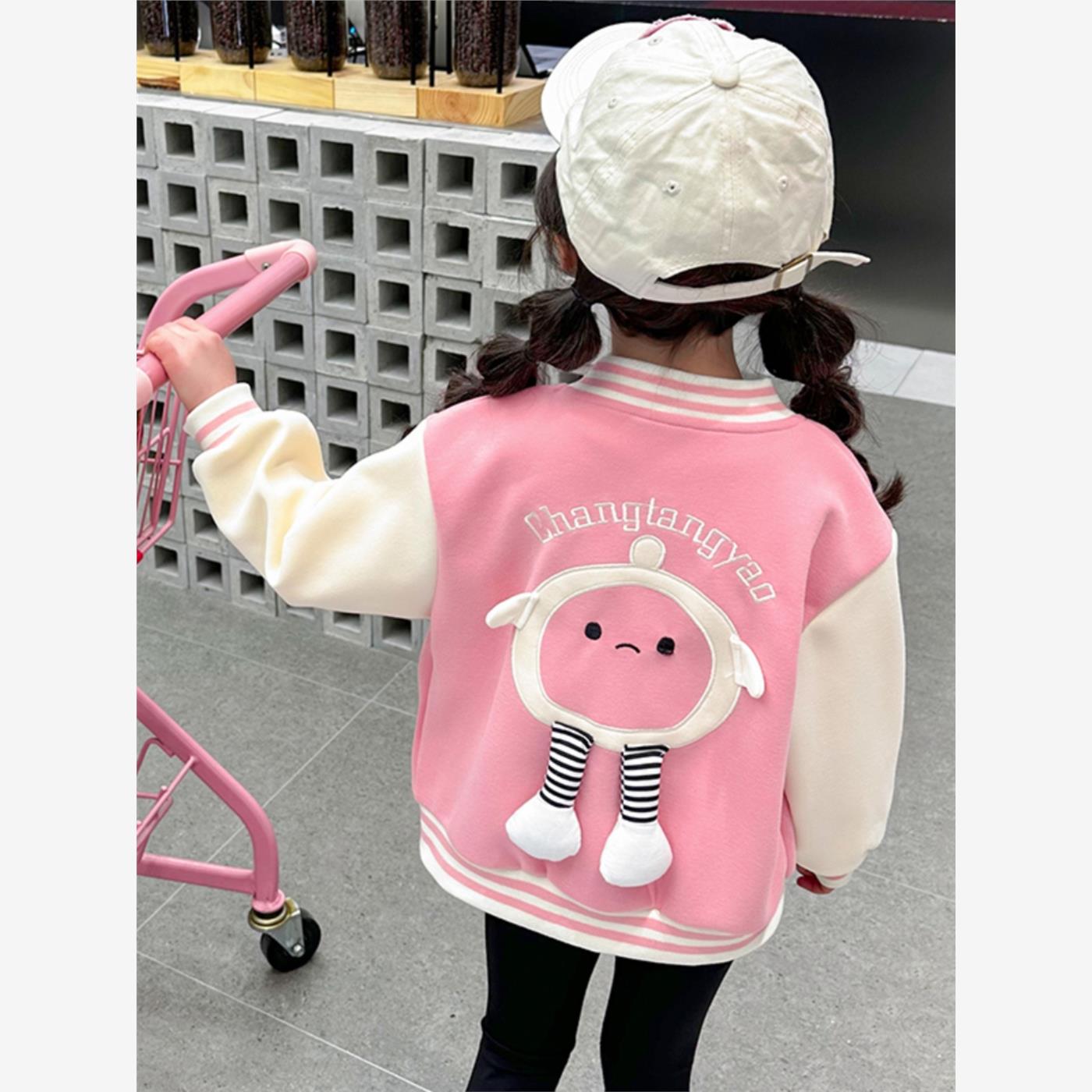 女小童棒球服外套春秋款新款宝宝洋气时髦春装小女孩卡通蛋仔上衣