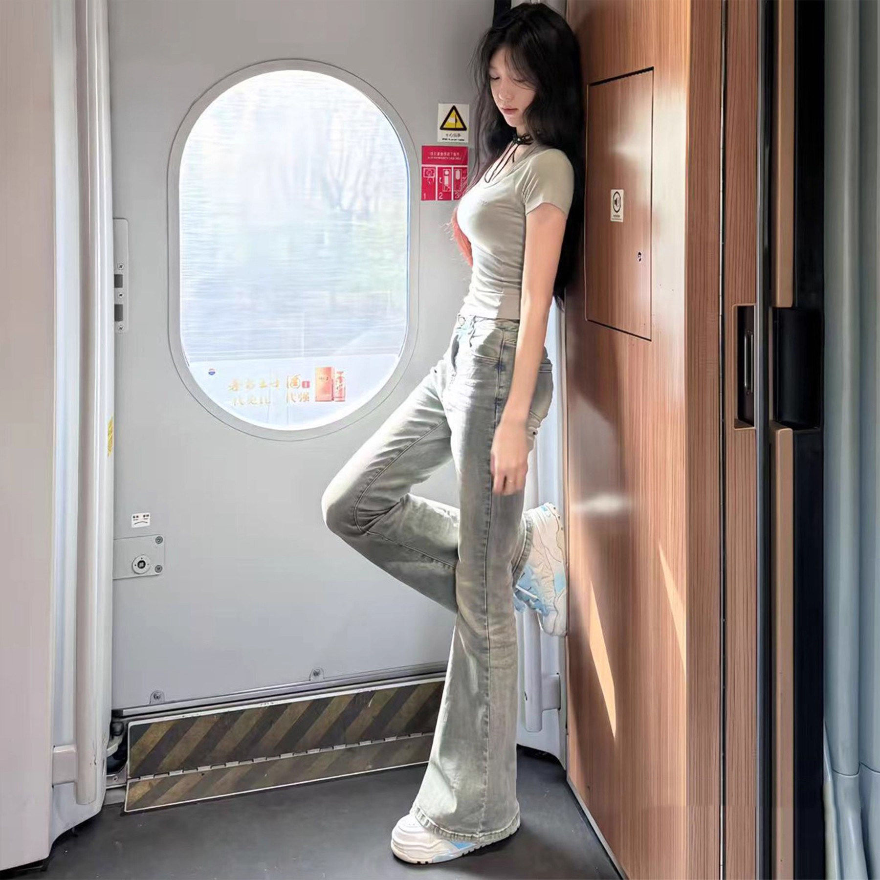 腰微女童修身弹力新款冬季儿童冬装加绒牛仔裤松紧大童裤子喇叭裤