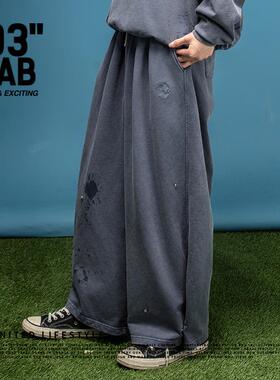 青岛03零叁 铆钉印花刺绣美式复古做旧水洗卫裤宽松可收口弯刀裤