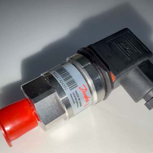 议价Danfoss 丹佛斯压力变送器，型号AKS 3050 06可维修