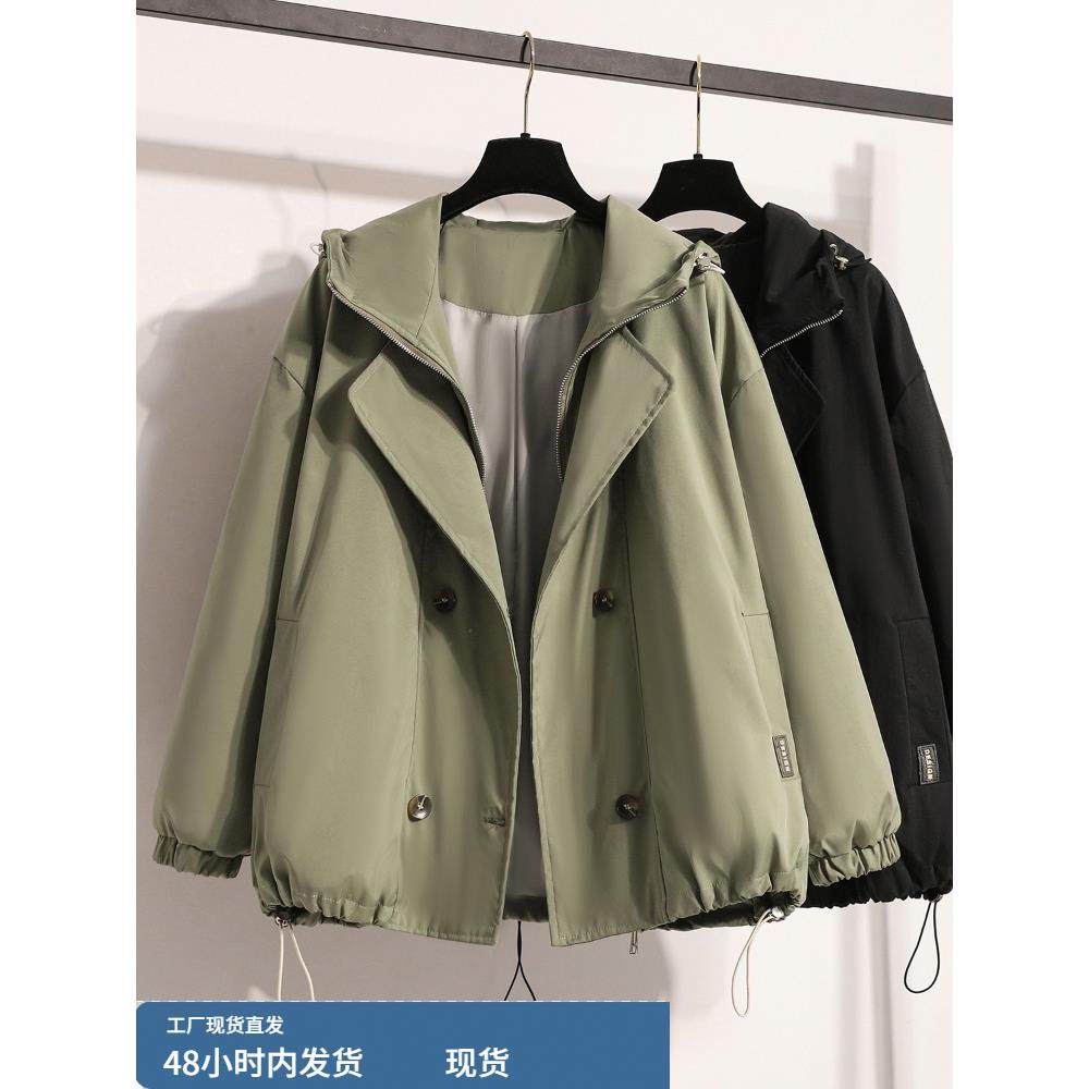 今年流行爆款工装风绿色连帽风衣外套春秋大码女装胖mm冲锋衣夹克