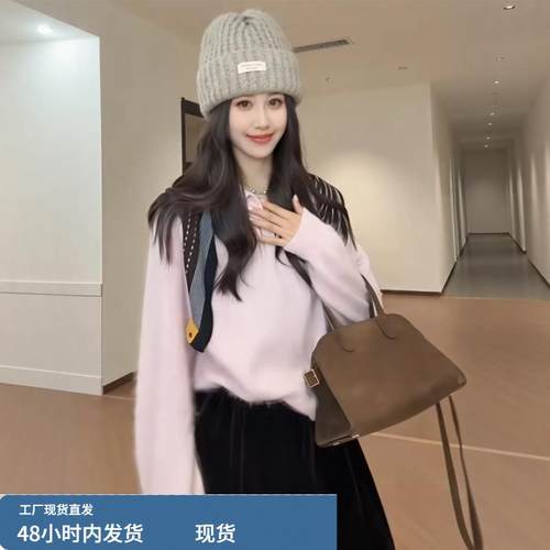 大码温柔慵懒风V领长袖毛衣女2025秋冬季微胖mm宽松设计感针织衫