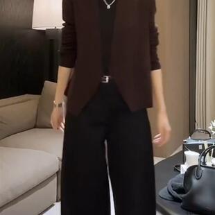 红棕色宽松减龄长袖衬衫2025秋季新款修身显瘦高级感独特上衣女款