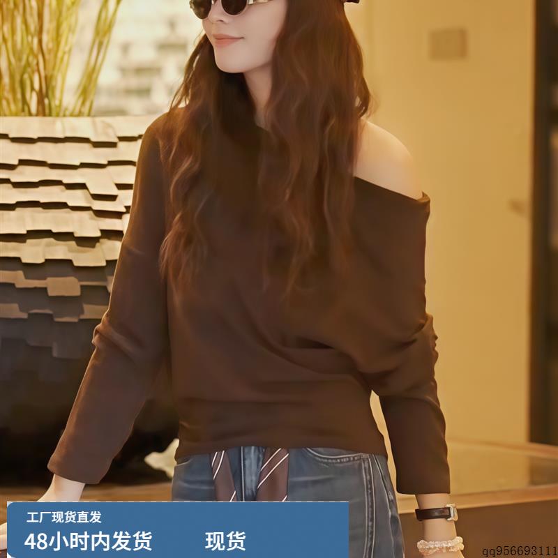 今年流行斜肩露肩长袖t恤女2025新款爆款秋季独特漂亮短款小上衣