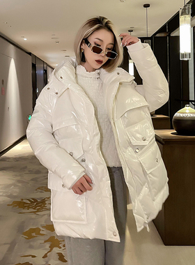 白色亮面羽绒服女欧洲站2025年冬季新款时尚洋气中长款爆款白鸭绒