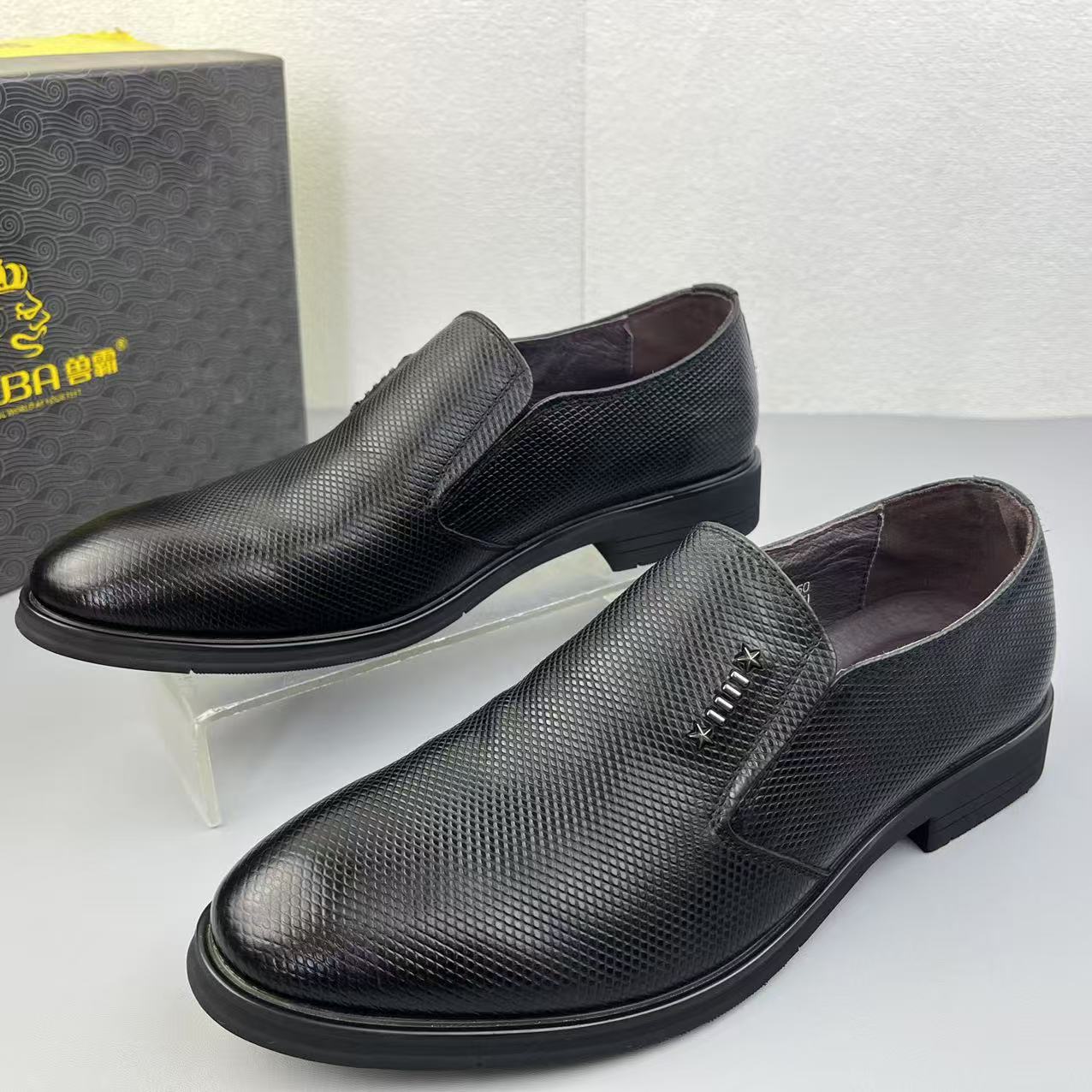 断码处理牛皮男鞋户外百搭正装鞋