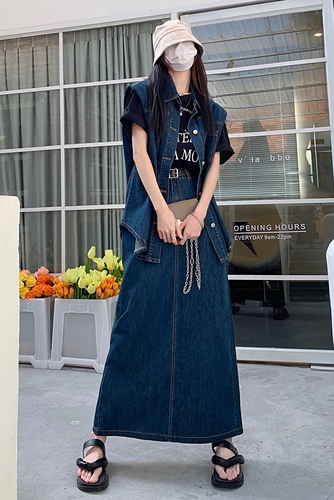 Real auction real price 2022 summer new Hong Kong Style Vintage Denim Vest + Split skirt slim two-piece set women