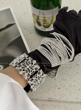 巴洛克钻镂空雕花宽手镯